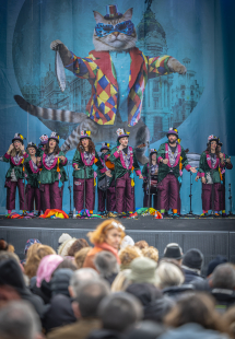 presentación de El ingenio y el buen humor contagian de alegría el domingo de Carnaval en Matadero Madrid